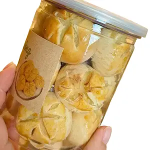 Vietnamese Baked Coconut Durian Pastry 10.5oz - Bánh Đồng Tiền Dừa Nướng Sầu Riêng 300hg/hủ - Perfect for Gifting or Snacking