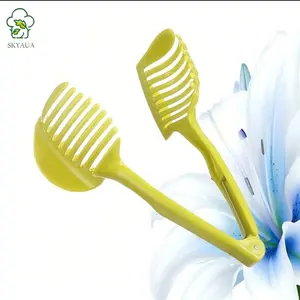 Lightweight Tomato Cutting Holder,Handheld Slicing Holder with Reasonable Cutting Spacing for Tomatoes Potatoes Onions Lemons, Kitchen Gadget for Various Ingredients,Handheld Slicing Aid
