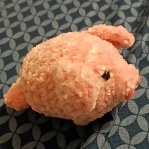 Crocheted pig