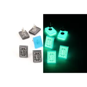 Shuffle Time Glow Earrings - Persona 3 Reload