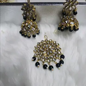 Teeka & Earrings Female