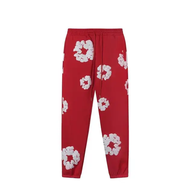 Red sweatpants (white floral wreath)