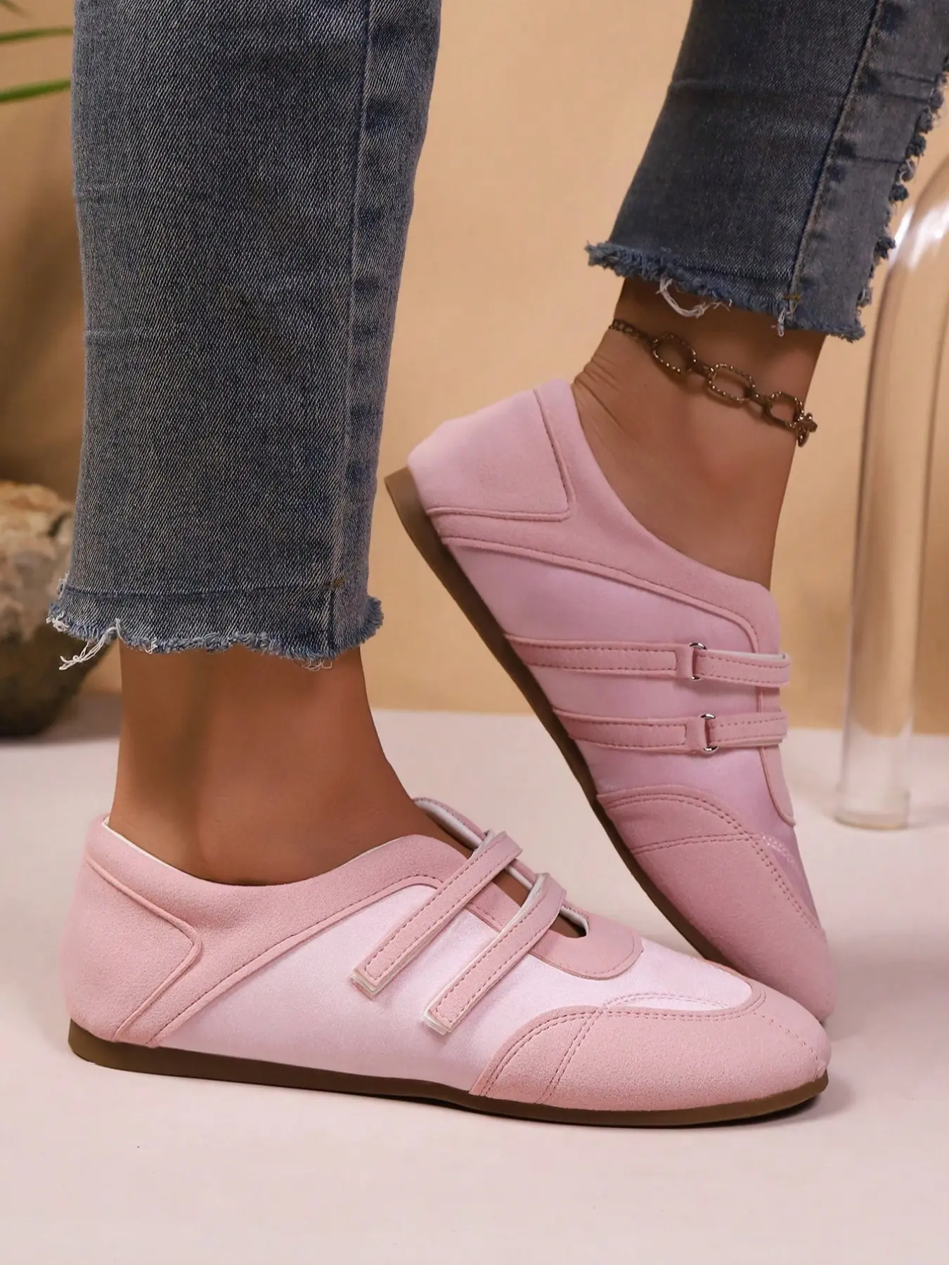 Pure Color Preppy Academy Velcro Shoes, Back-To-School Ballet Style Casual Sports Walking Shoes Lightweight Comfortable Wedding Party Office Gym Outdoor All Seasons, Casual Fashion Shoes, Footwear