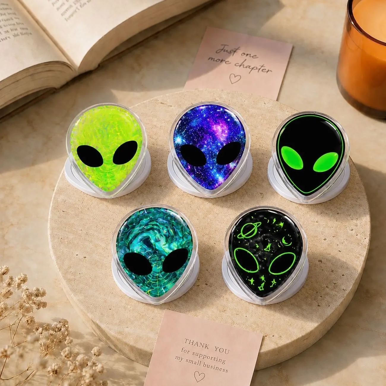 Alien Head Phone Grip Galaxy Space Aesthetic Holder For Trendy Teens & Sci-Fi Fans