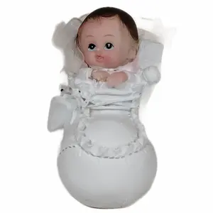 Recuerdo de Bautizo – Figura Decorativa de Resina Bebé Ángel con Vestido Blanco