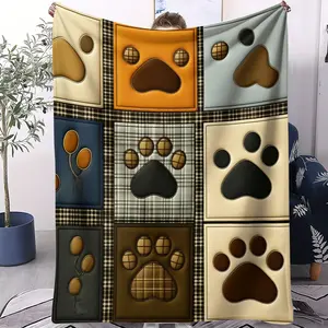 A Single-Sided Printed Plush Blanket With a Grid Paw Pattern, Soft, Warm, And Lightweight, Suitable For Beds, Sofas, Cars, And Room Decoration, Throw Blanket