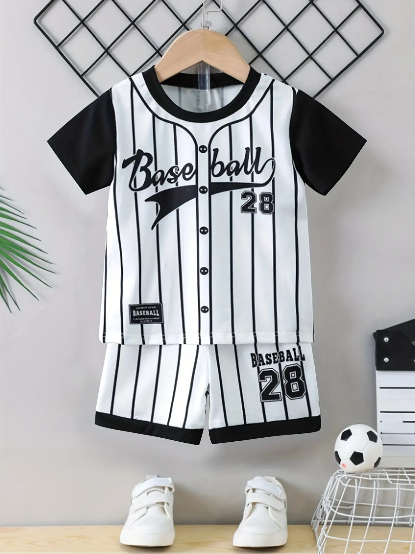 Boys' Striped Short Sleeve Set, Casual Fitted Tracksuit, All-Over Print Design, Perfect for Outdoor Activities & Daily Wear