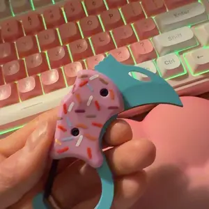 Pink Pocket Knife for Women Men,Cool Folding Knife Box Cutter，Mini EDC Knives for Everyday Carry, Portable Hand Tools,Folding Utility Knife with Unique Donut Design,Ideal Gifts for Men and Women