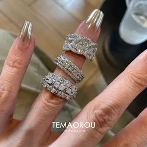 A vintage-style multi-layered heavy-duty ring with elaborate inlay of , dazzling and retro in style. It is a finger ring with an elegant and luxurious feel, featuring high-end and precious elements.