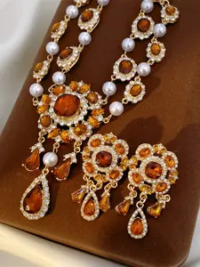 Vintage Oval Crystal Necklace & Tassel Earrings Jewelry Set for Women, Casual Party Wedding Holiday Wear, Copper Alloy Material