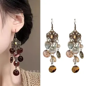 High-luxury shell fringed earrings, ethnic style, retro niche, high-end sense, heavy industry stud earrings, versatile design sense, earrings, women jewelry shark bracelet coin santa muerte pendant f rien ship