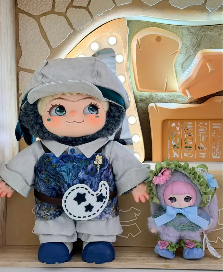 Preorder (1st August) Wakuku 800% The Nature Artist Limited Edition Plush Doll