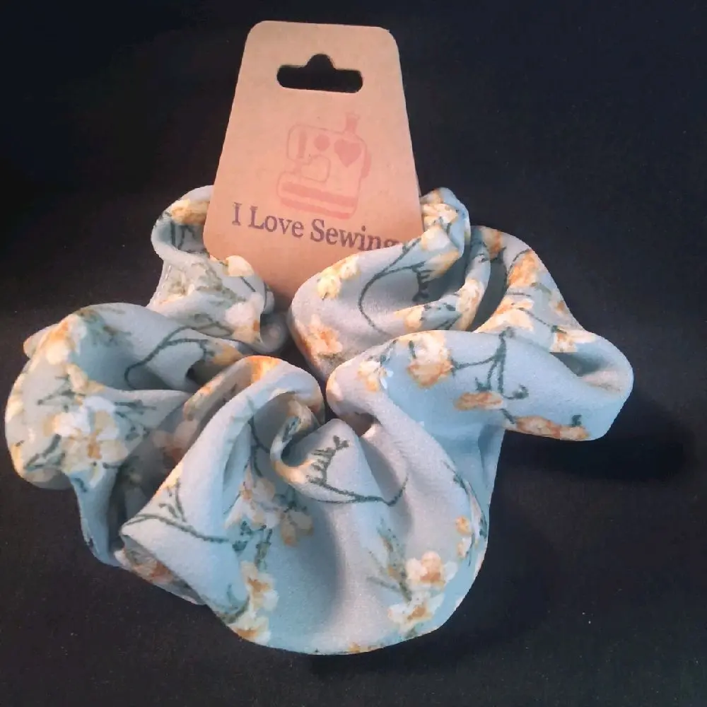 I Love Sewing Flower Bliss Fabric Scrunchies with Floral Design by I Love Sewing Brand