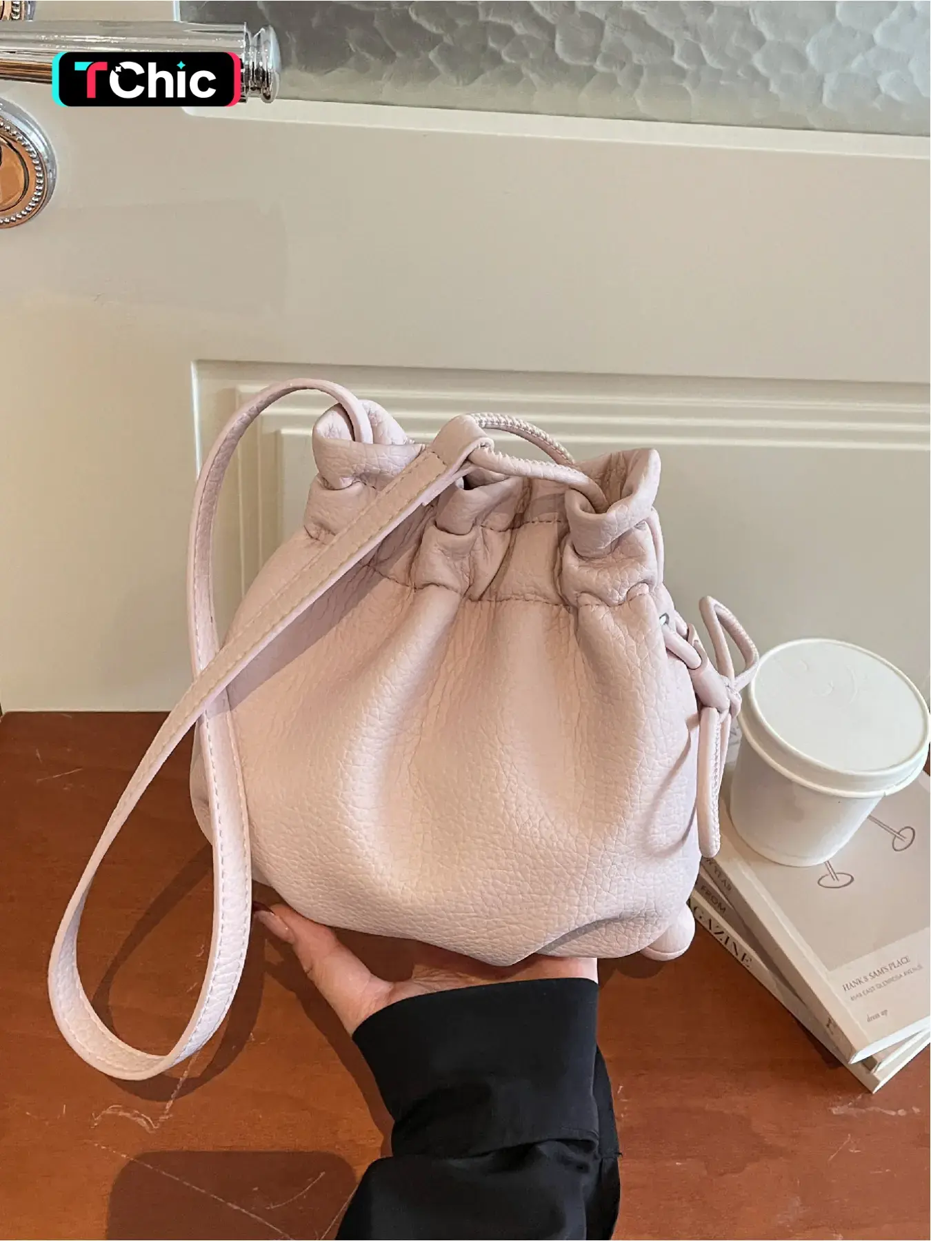 Advanced mini drawstring design crossbody bag retro daily work shopping bucket bag PU classic versatile shoulder bag pleated simple daily commuting bag Stylish crossbody bag Crossbody Purse Daily Commuter Bag Fashionable crossbody bag