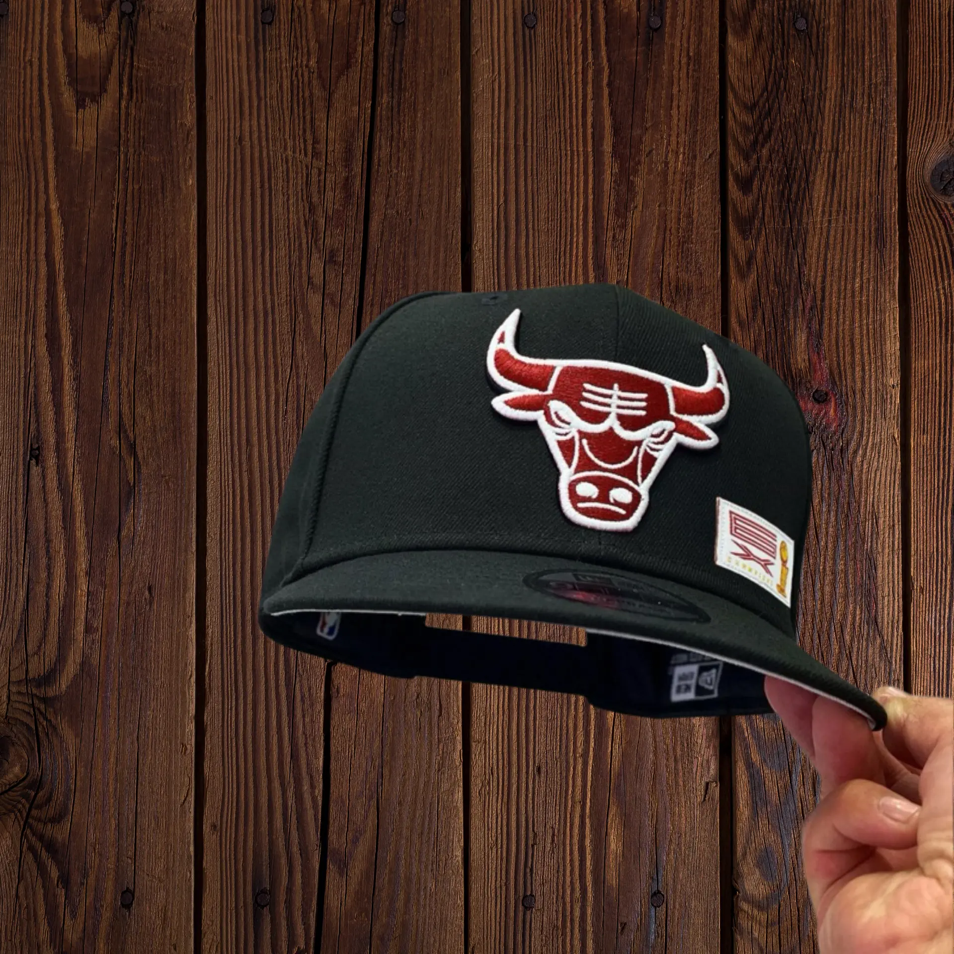 Chicago Bulls Heritage Basketball Cap – New Era Adjustable Snapback with Raised Team Logo Embroidery, Flat Brim Design, USA 2026 Premium Side Patch, Unisex Casual Streetwear Fashion, Everyday Urban Style