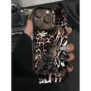 Leopard Print And Snake Print Splicing Phone Case The Product Is A 2D Image Suitable For IPhone17/IPhone17 Air/IPhone17 Pro/IPhone17 Pro Max/16 Pro Max/15 Pro Max/14 Pro Max/13 Pro Max/12 Pro Max/11 Pro Max
