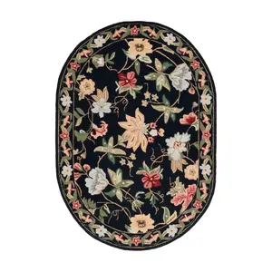 Chelsea Collect ion HK311 7'-6" X 9'-6" Oval R ug by Valerie