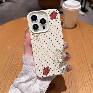 Phone Case - Polka Dot Flowers And Ladybug Pattern Phone Case for Iphone 17 PROMAX