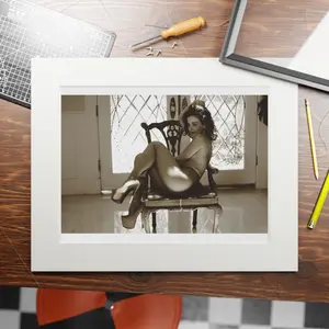 WonderHussy Nylon Repose Los Angeles