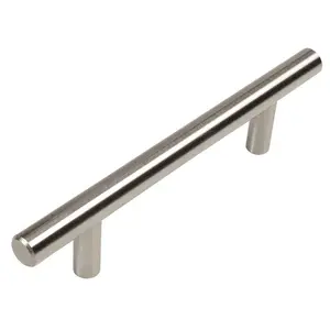 Cosmas H698-030SS Stainless Steel Euro Style Bar Pull