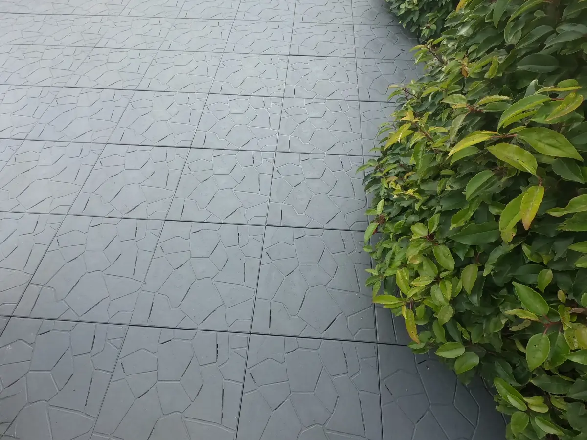 212 MAIN RSI-Snaptile Interlocking Floor Deck Tiles, Pack of 4 Gray 15In x 15In, Anti-Slip, Outdoor, Stone Effect, Drainage (RSI-PPT-GY-4)