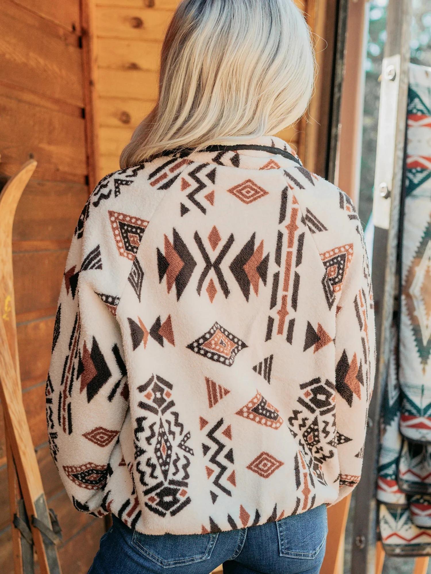 Women’s Aztec Geometric Print Soft Comfortable Fleece Fabric Long-Sleeve Full-Zip Collared Jacket with Binding Trim, Relaxed Fit Casual Tops Outerwear for Fall, Winter