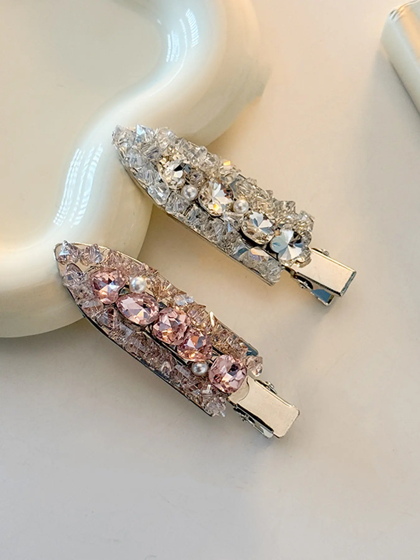 Pair Miu Miu White Gold Hair Clips White Enameled Metal Hair Clip | Miu Miu - United States main image 3