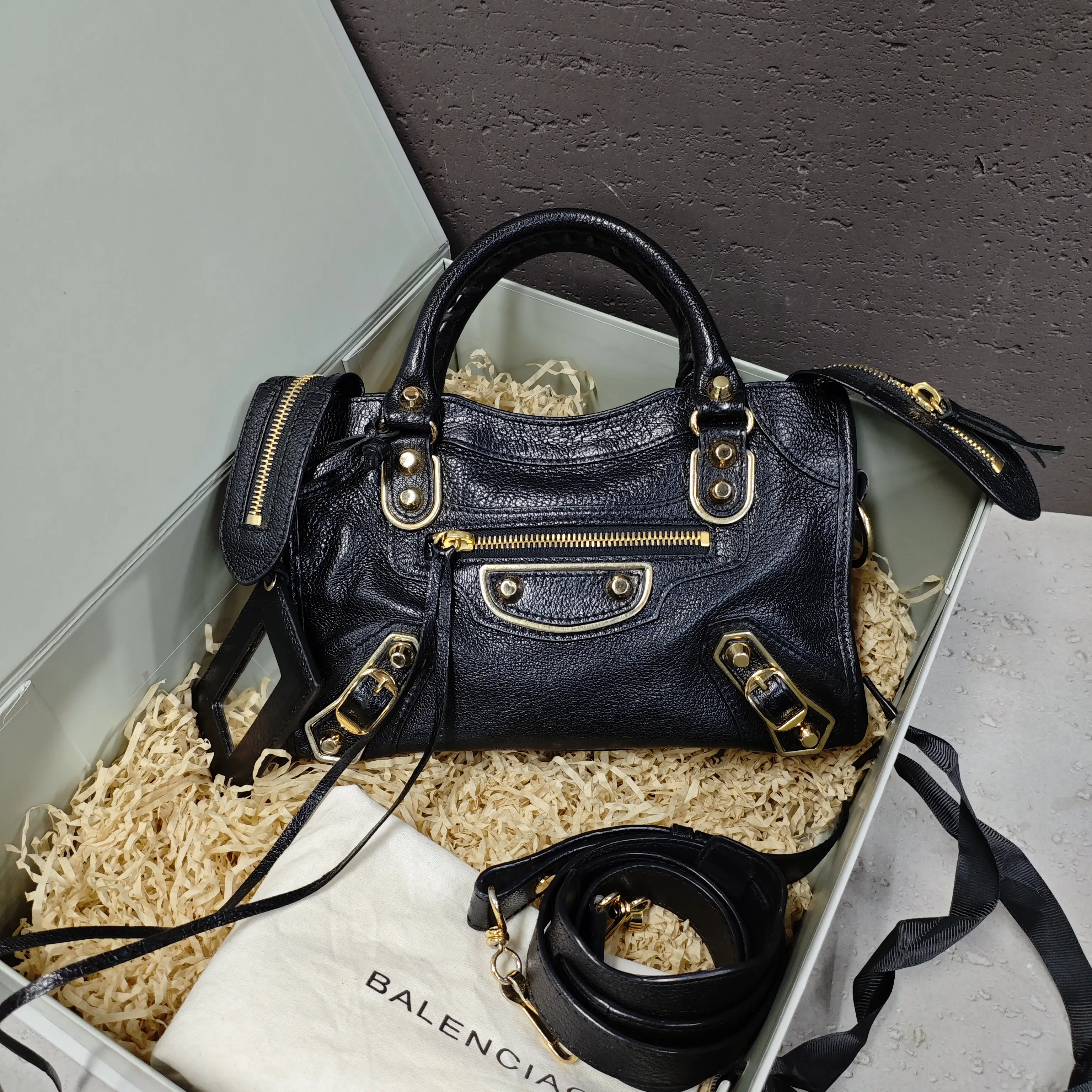Pre-owned Balenciaga Leather Shoulder Bag I0704444914
