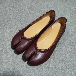 Elegant Women Split Toe Leather Slip‑On Flats, Viral Tabi‑Style Ballet Shoes With Handmade Knot Ornament, Soft Anti‑Slip Daily Walking Footwear For Casual Office Commute Closed