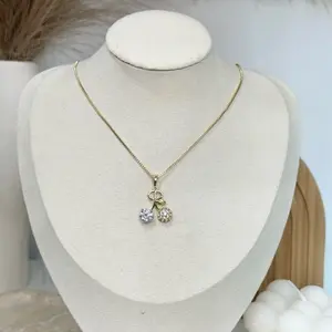 Cherry Necklace 19 Pulgadas y Media - Simple Design with Cherry Charm