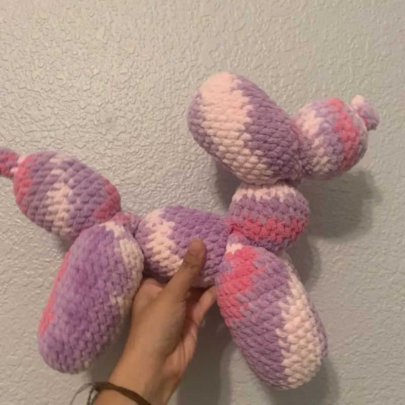 Balloon dog crochet plushy