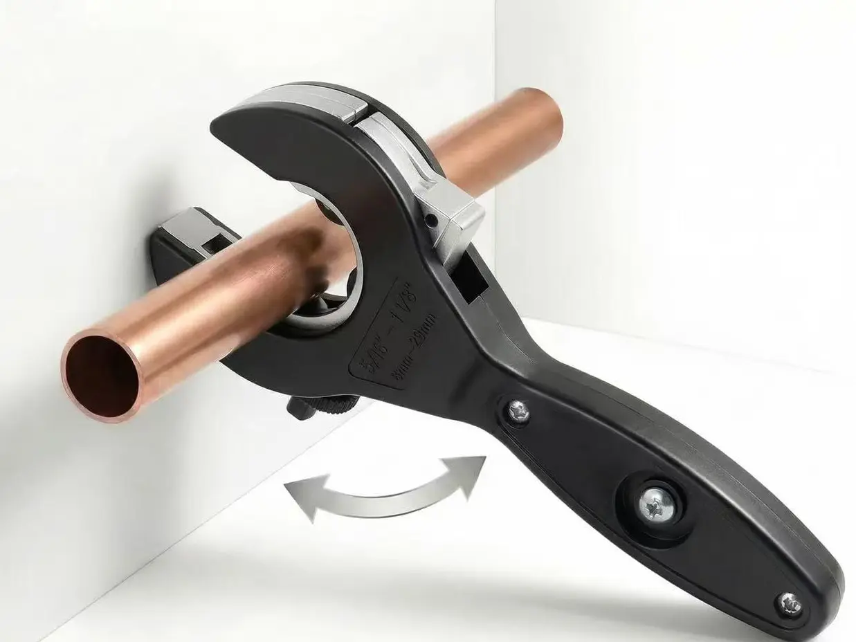 Ratcheting Pipe Cutter, 2 in 1 Close Quarters Tube Compact Cutter, Ratcheting Pipe Cutter Tool for Cutting Copper and Metal Pipes, PVC, Ppr, Plastic Hoses