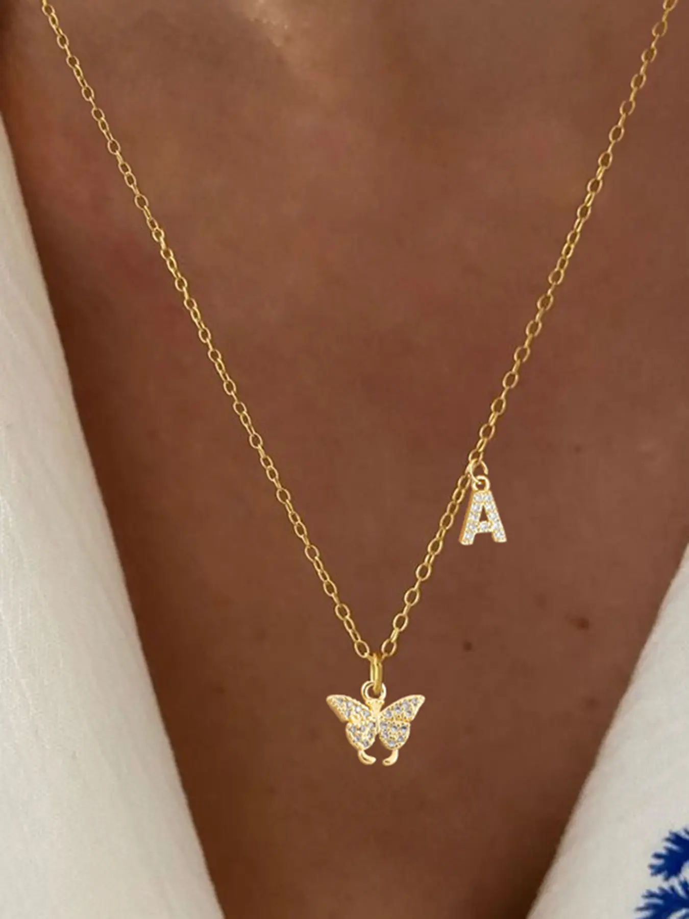 Women's Elegant Zirconia Initial Butterfly Pendant Necklace, Stainless Steel Chain, Fashion Jewelry for All Seasons