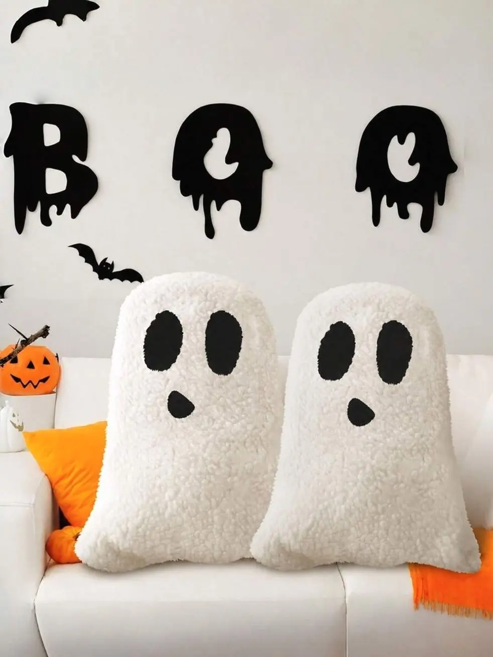 1pc Ghost Shaped Throw Pillow, Halloween Sofa Bed Cushion, Ghost Decorative Stuffed Pillow, Halloween Party Outdoor Home Decor Cushion