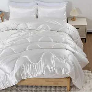 Stin Silky Soft Quilt Luxury Super Soft Microfiber Bedding Comforter Set Full/, Light Weighted (White, )