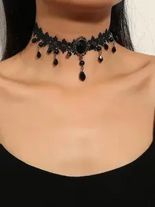 Women's Necklace Adjustable Layered Velvet Leather Lace Choker, Gothic Jewelry Gift, Fashion Necklace, Stylish Accessory for Everyday Wear