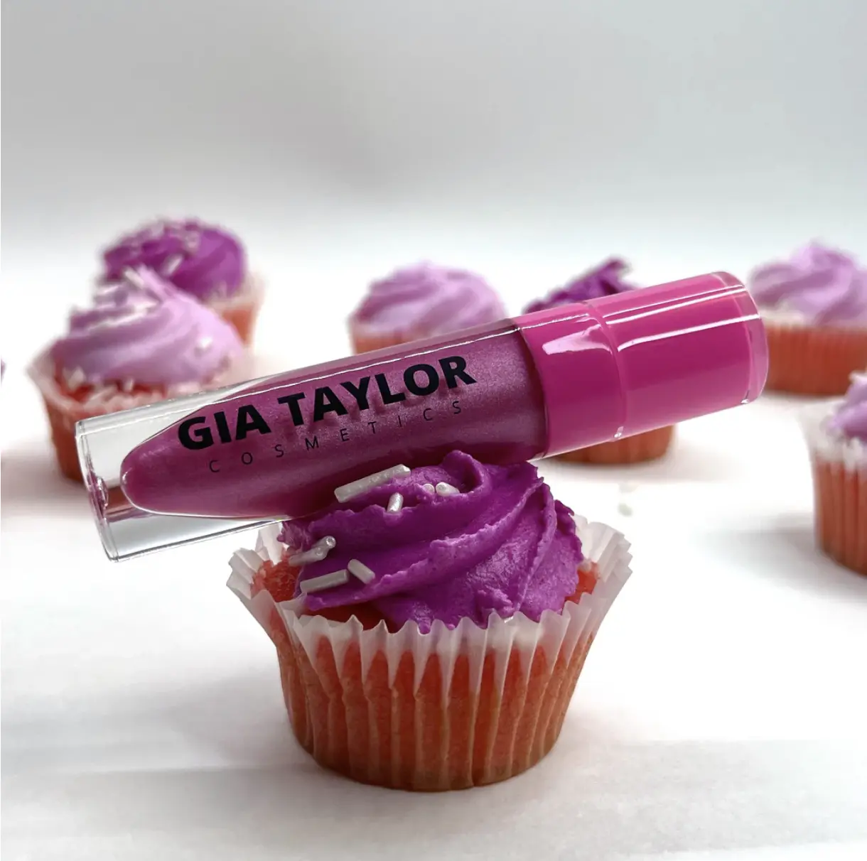Cupcake  Lipgloss / Non sticky lipgloss smooth hydrating vegan cruelty free makeup / pink shimmer gloss pink metallic lipgloss