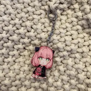 ANYA WITH PLUSHIE ACRYLIC KEYCHAIN