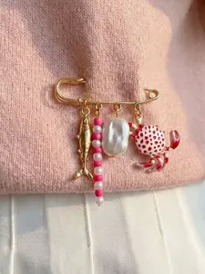 One Bohemian-style colorful crab and tropical fish brooch; faux pearl beaded ocean element brooch; waistpin for jackets or short skirts; beach vacation-themed brooch
