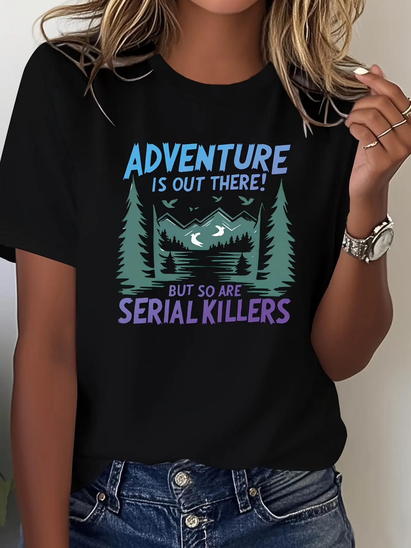 Plus Size, Women's Plus Size Serial Killer Graphic T-Shirt - True Crime Tee with Crime Scene Print, Soft Breathable Fabric, Medium Stretch Round Neck Casual Shirt for - Wear (Edgy Statement Top)
