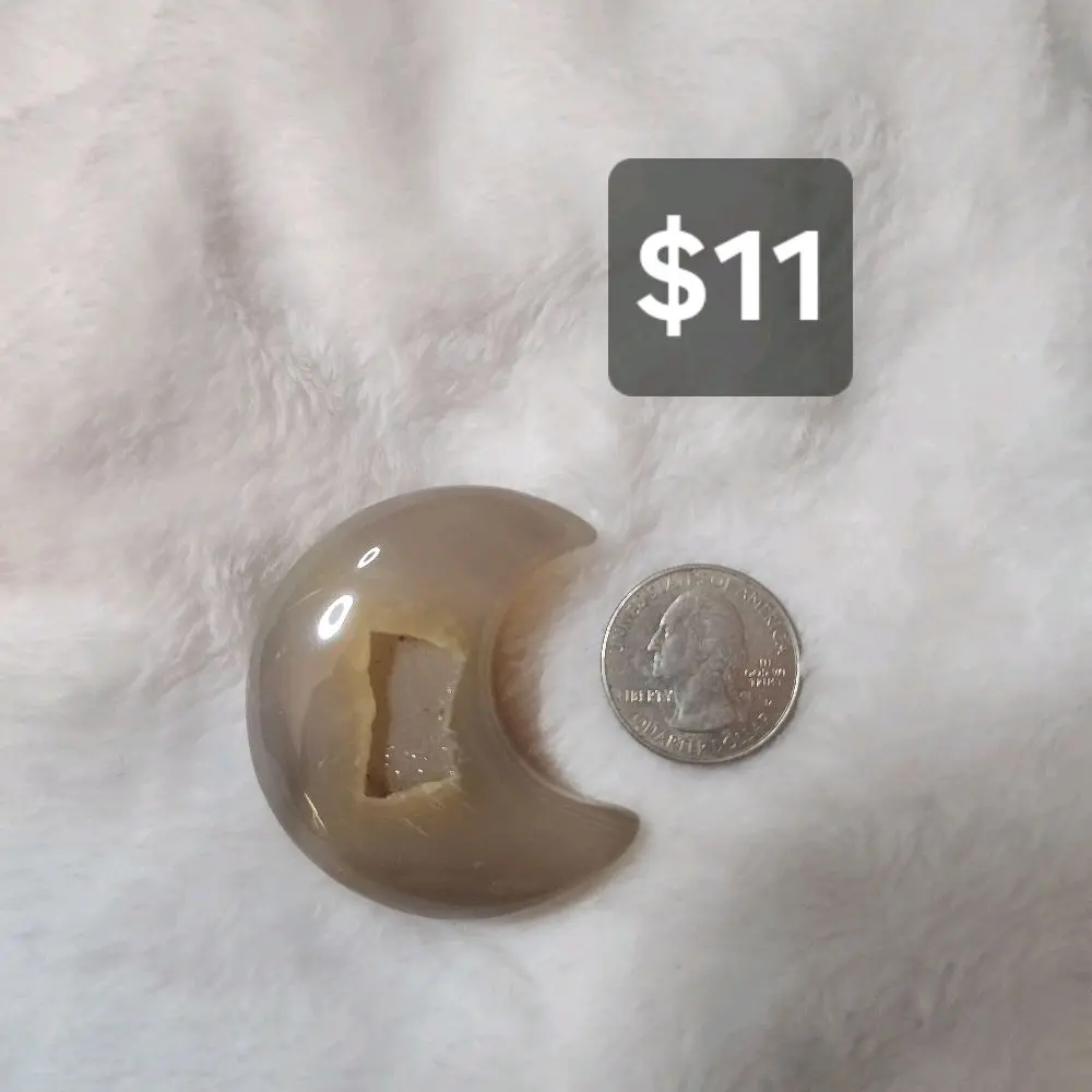 #16 Natural Gray Banded Agate Moon with Druzy Center Home Decor Carving Healing Crystal for Meditation & Spiritual Gifts