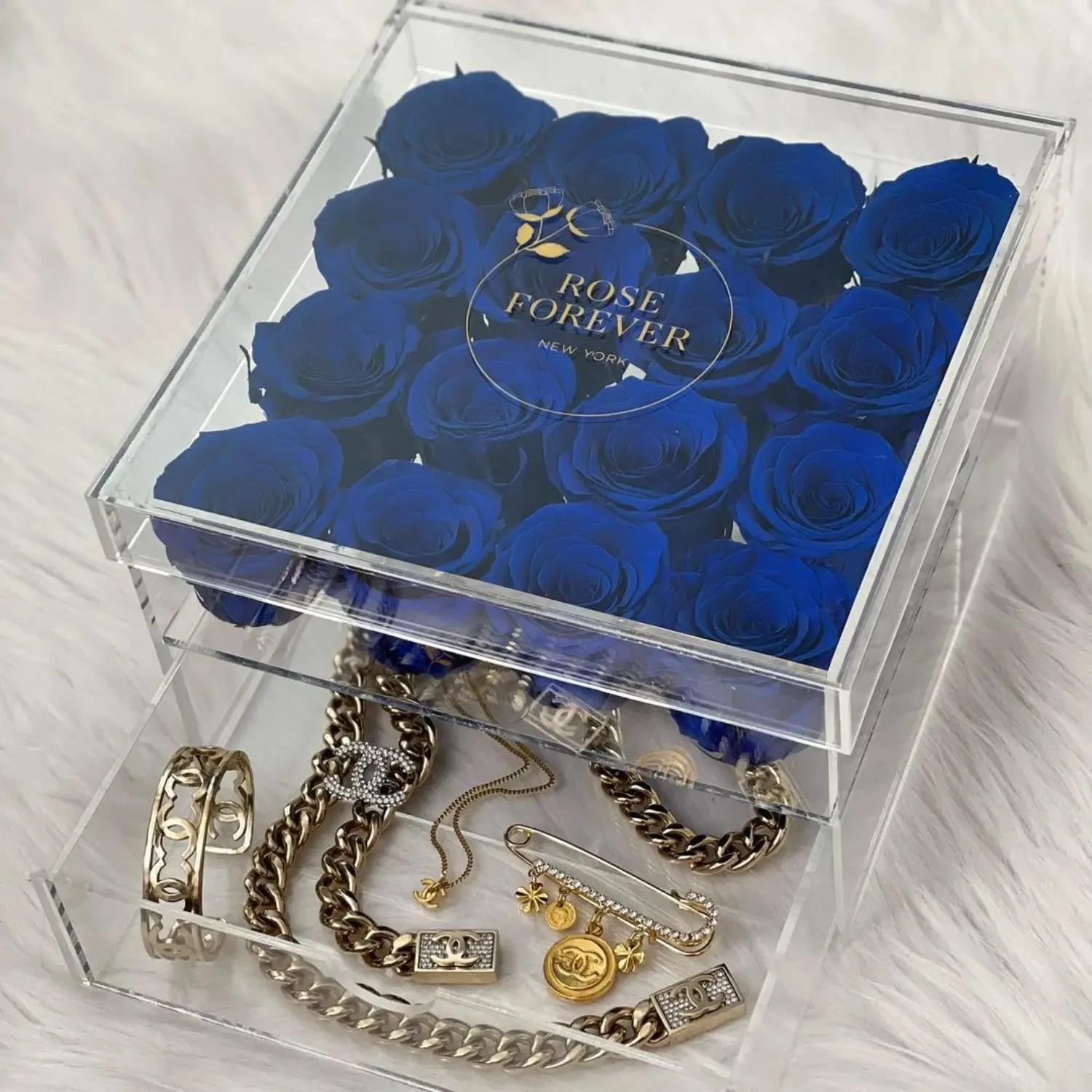 16 Royal Blue Roses - Crystal Box