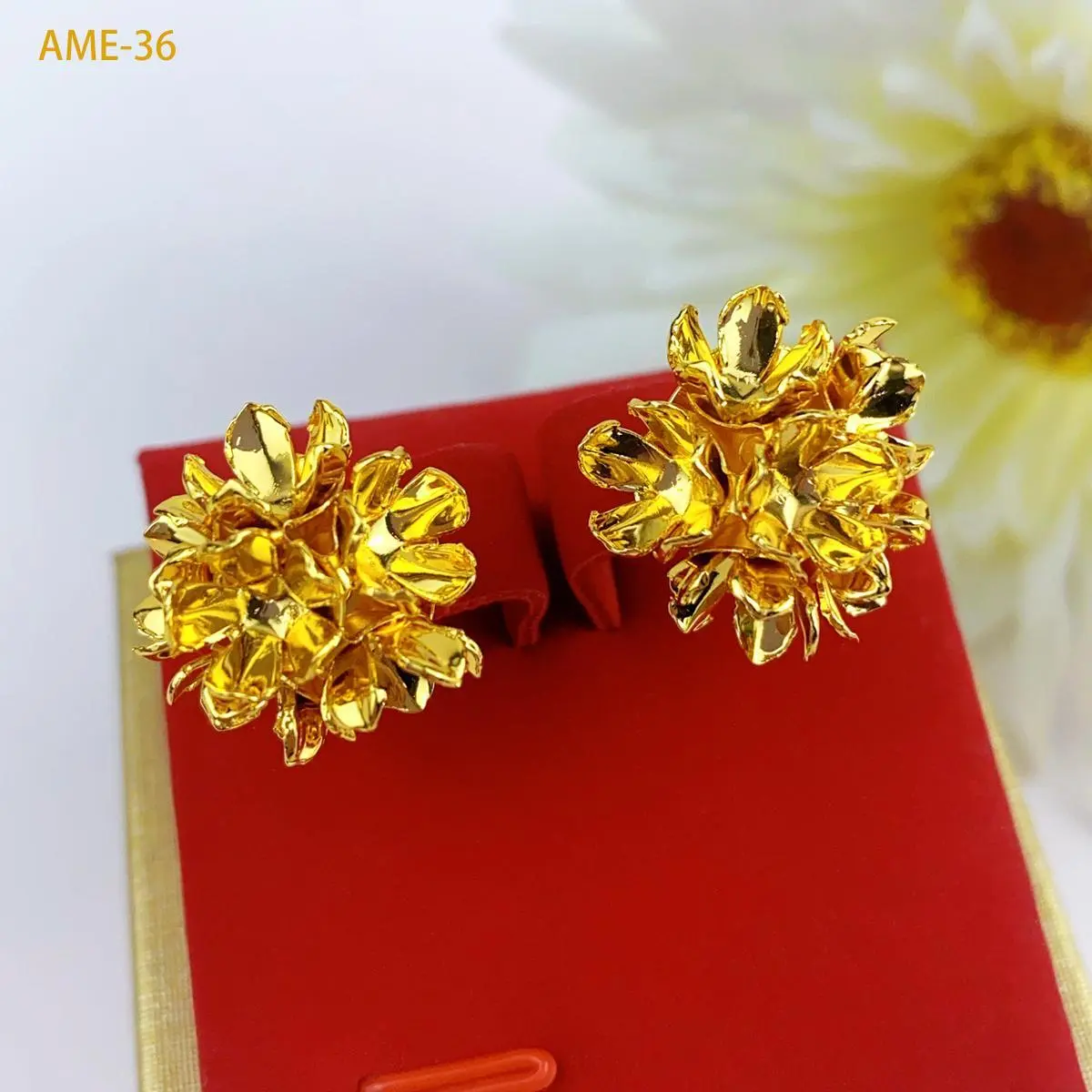 Women's & Kids' Gold-Tone Metal Copper Flower Leaf Stud Earrings, African-Inspired Female Costume Jewelry for Party Gifts
