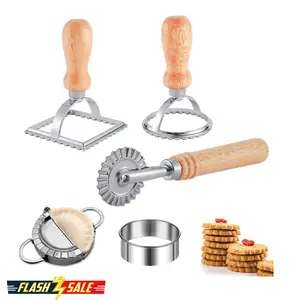 Ravioli Pasta Cutter Wheel Set of 5, Ravioli Makers with Roller Ravioli Stamp Cutter Set with Wooden Handle, Pasta Press Wheel Pasta Maker Tools For Pasta Making Dumplings, Pierogi (Silver)
