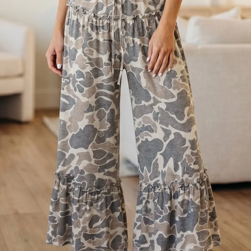 Camo Print Wide Leg Casual Pants, Loose Fit Silhouette Offers Comfortable Movement and Everyday Wear.
