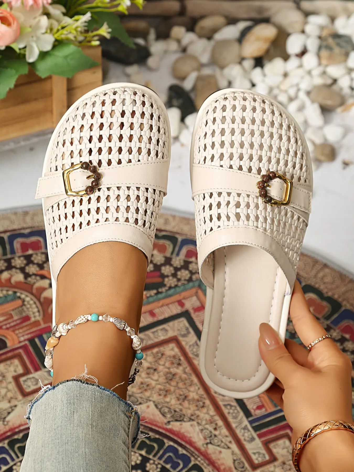 Fashion Women's Braided Mule Sandals, PU Leather Mules, Hollow Out Breathable Design, Anti-Slip Durable Sole, Versatile Lazy Style, Comfortable Footwear