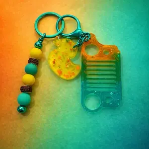 Jeep Duckin' Sparkle Keychain - Glitter Grille & Duck Charm with Colorful Beads and Sparkly Accents