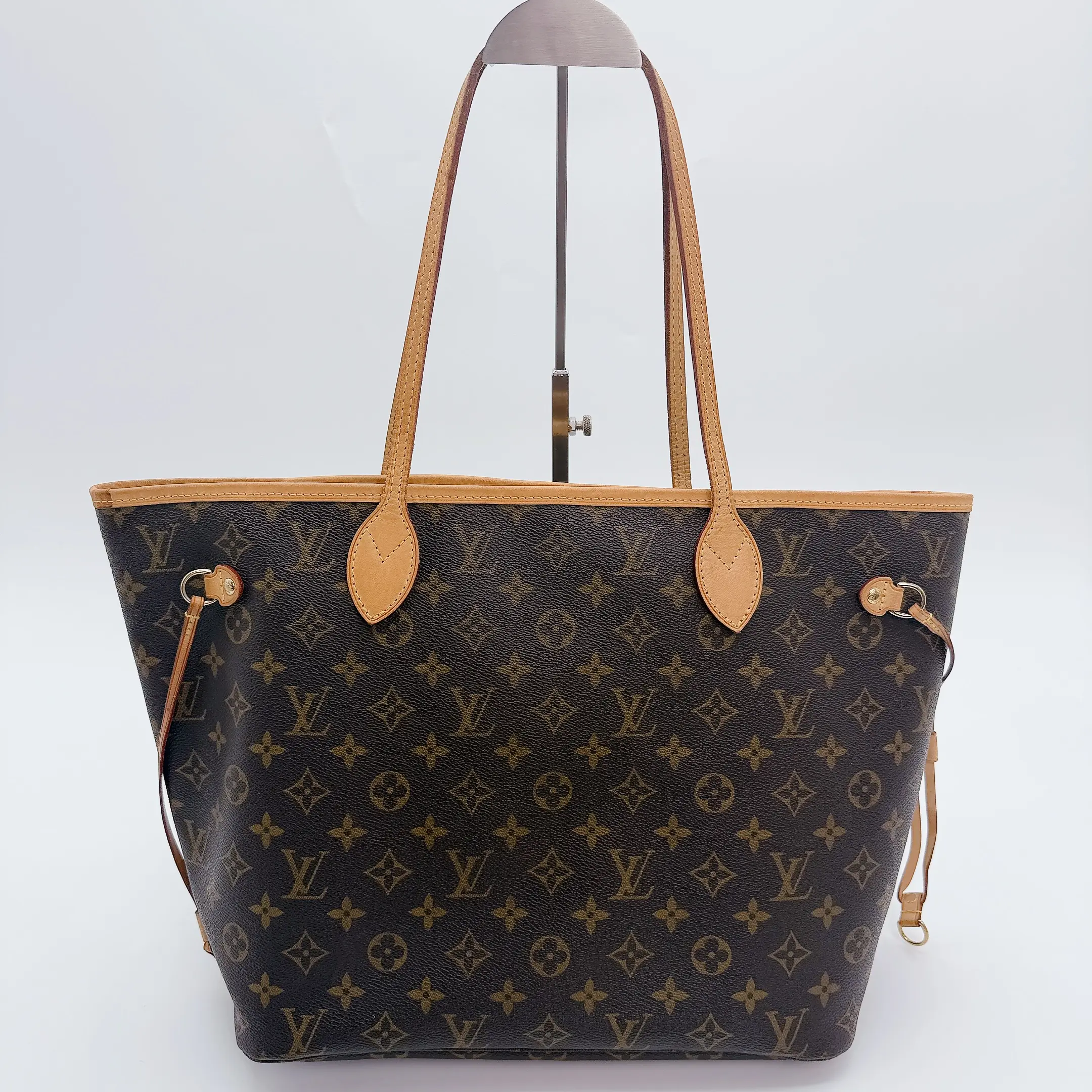 Pre-owned Louis Vuitton monogram canvas tote bag, Neverfull, MM size