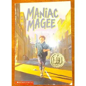 USED-Maniac Magee by Jerry Spinelli (Paperback)