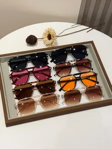 8 Pairs Fashion Pilot Large Frame Sunglasses Set, Ideal for Street Photography, Tropical Beach Vacations, Perfect Gift and Beach Accessory